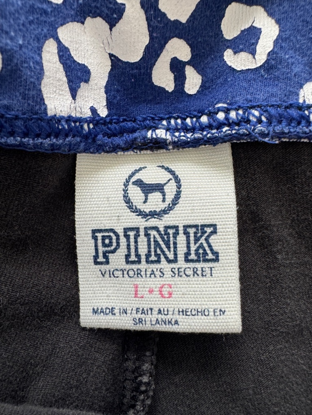 Rare y2k Victoria’s Secret PINK capri yoga pants, leopard print detail, size L - Picture 7 of 7